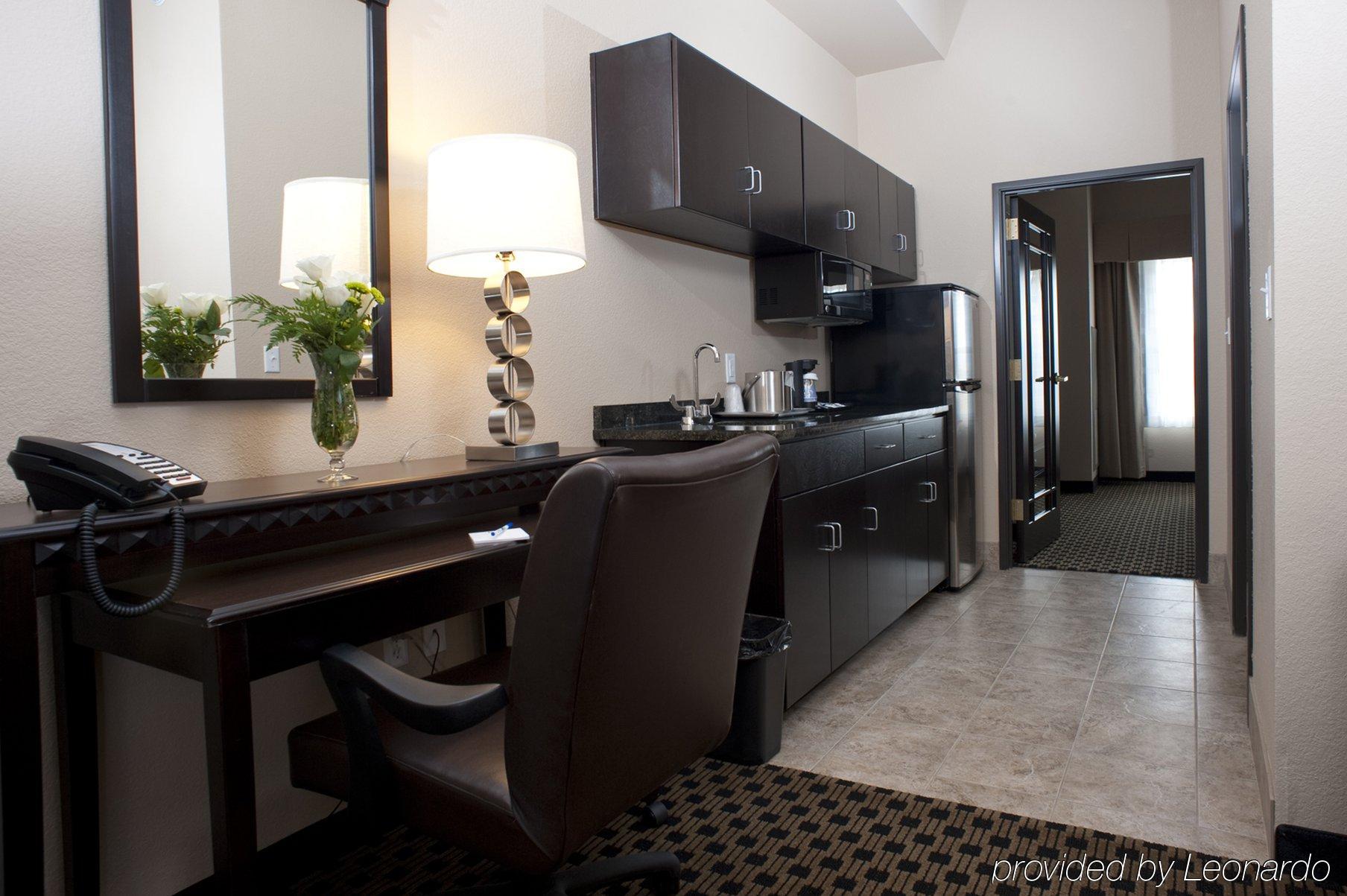 Holiday Inn Express & Suites - Green Bay East By Ihg Zimmer foto
